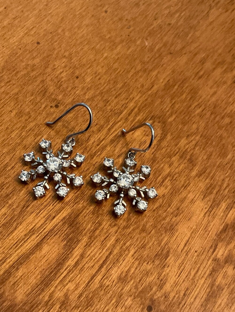 Silver Snowflake  Earring And  Pendant, Converts To Pin